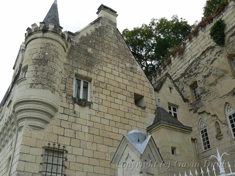 Troglodytic chateau, Dampierre-sur-Loire P1130472.JPG